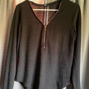 Black long sleeve with rose gold zipper